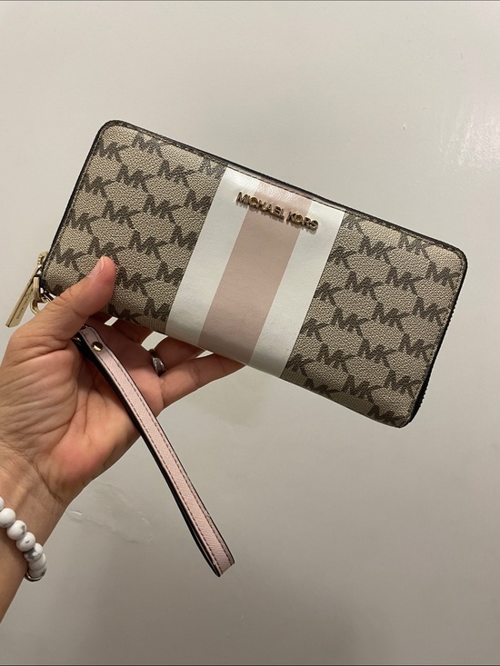 Michael Kors Handbags - Michael Kors Beige Logo Zip Wallet with Pink & White Center Stripe